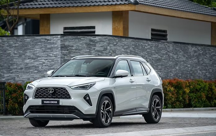 Giá xe Toyota Yaris Cross 2025: Từ 650 triệu đồng, hai phiên bản với ưu đãi cực lớn