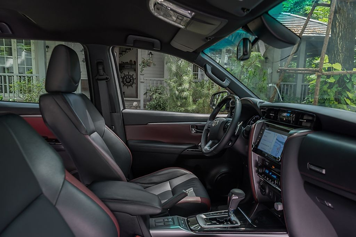 Ghế ngồi khoang lái